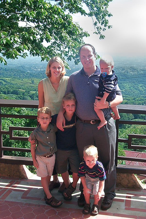 Larry Schlomer and family